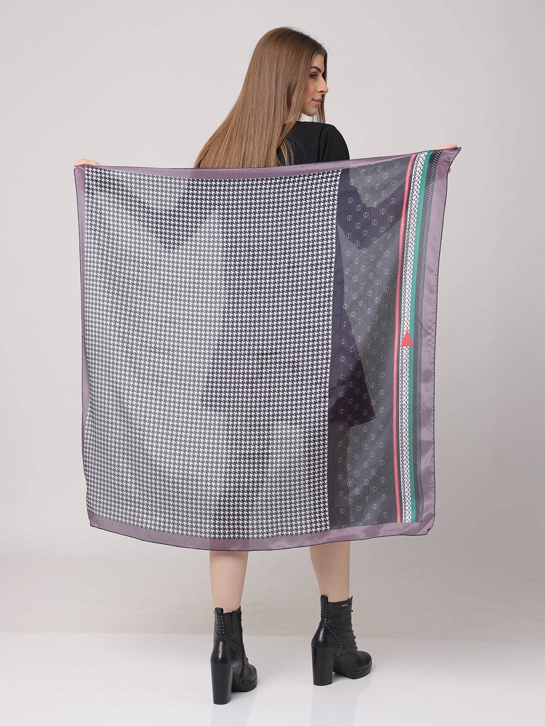 Houndstooth Harmony Scarf by My Store