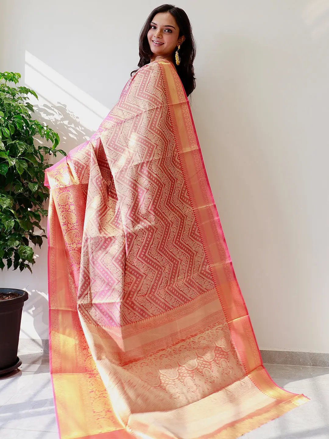Exclusive Gold Zari One Grm Gold Kanjivaaram Pattu Silk Saree. by My Store
