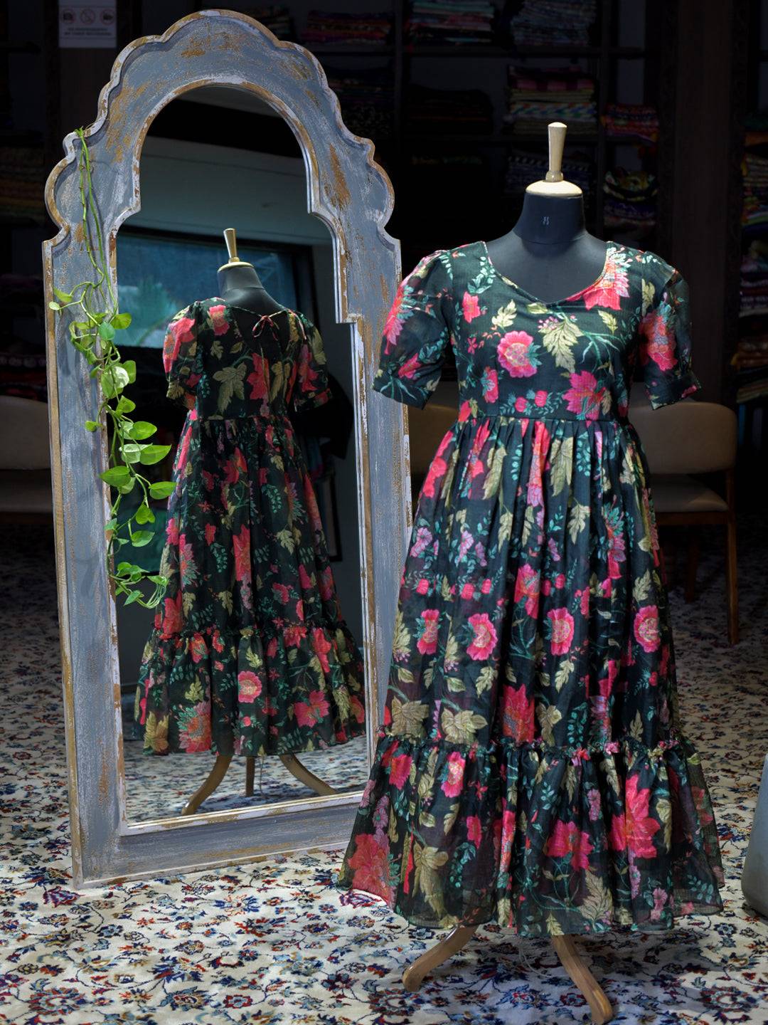 Revan Black Floral Print Midi Dress by My Store