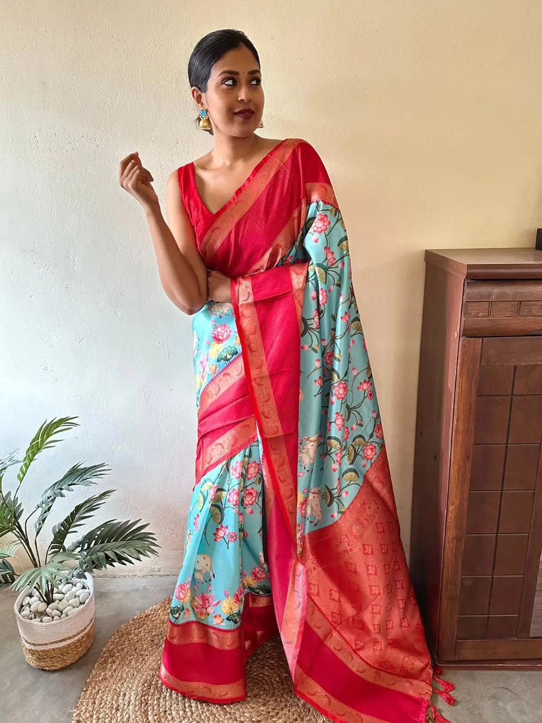 Floral Gadwal Silk Saree with Bold Red Pallu by My Store