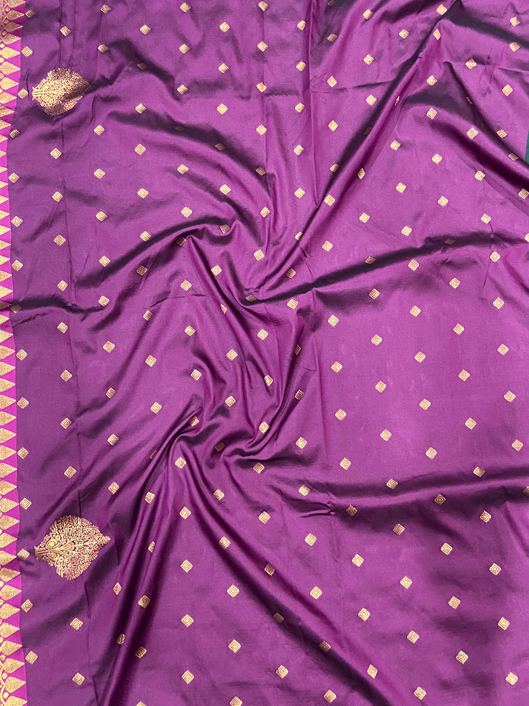 Green Soft Gadwal Silk Saree by My Store