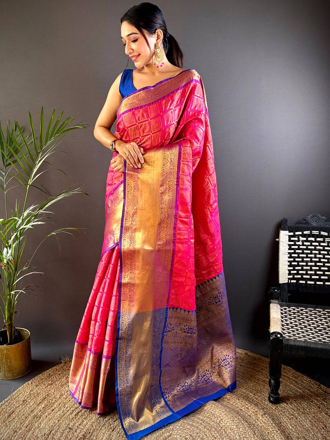 Pink Kanjivaram Checked Saree With Radiant Zari Border by My Store
