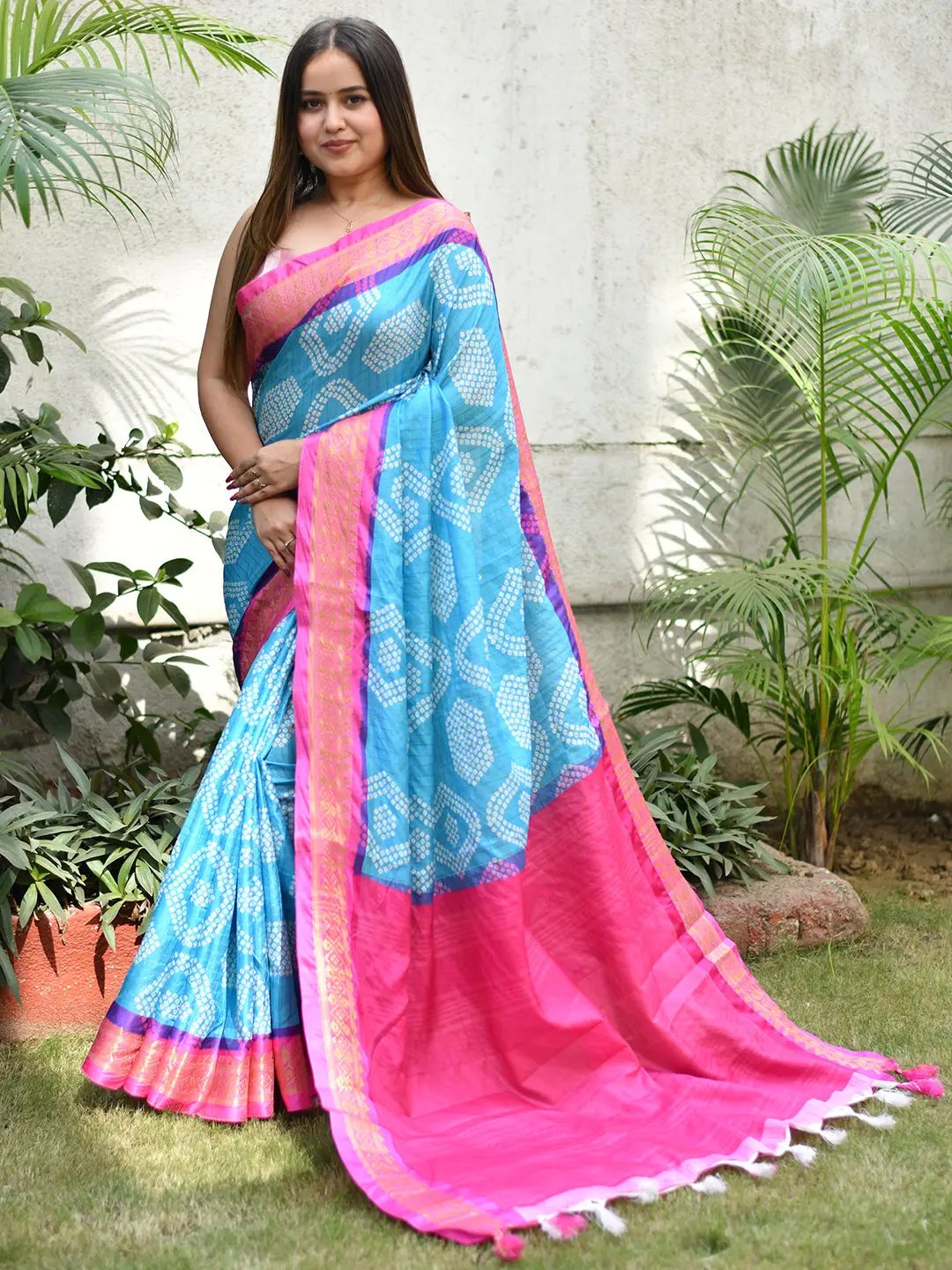 Fine Crafted Soft Silk Bandhej Print Saree by My Store