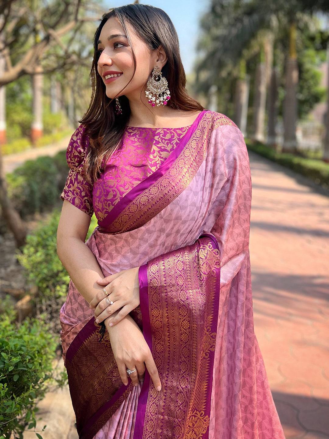 Beautiful Kanjivaram Silk Saree With Broced Zari Blouse