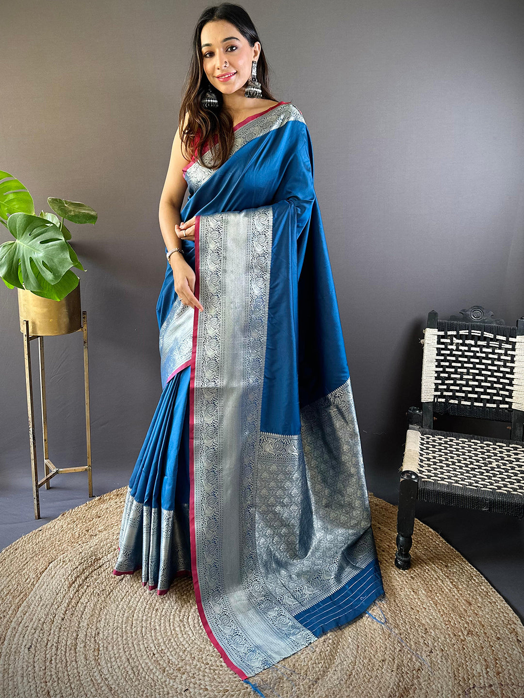 Soft Silk Woven Design Zari Kanchi Blend Banarasi Saree by My Store