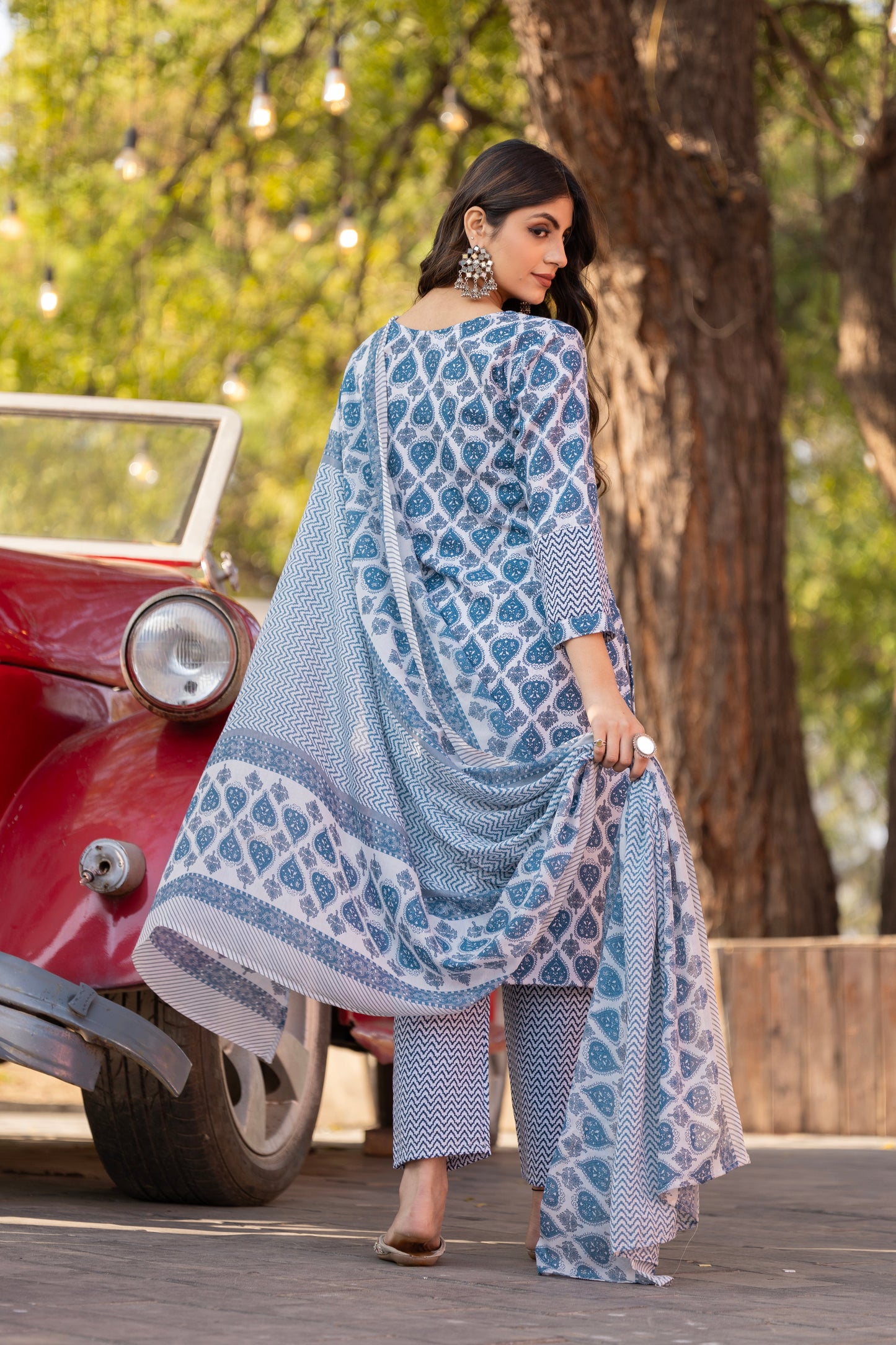 Ethenic Wear Blue Kurta Set