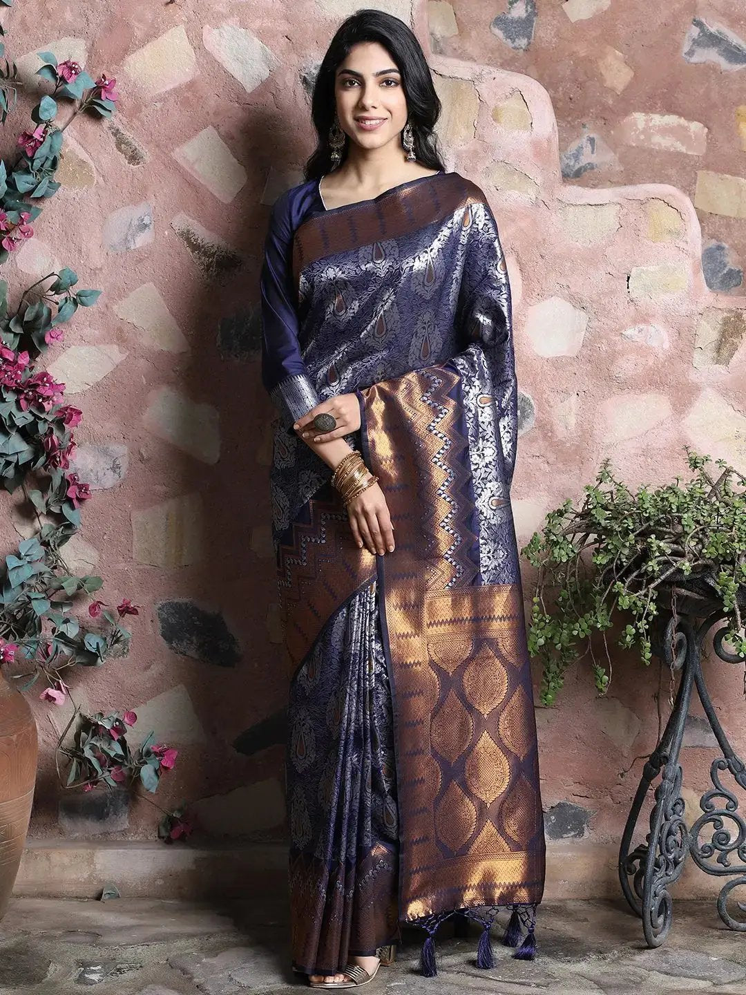 Navy Colour Kanjivaram Silk Saree With Zari Work by My Store