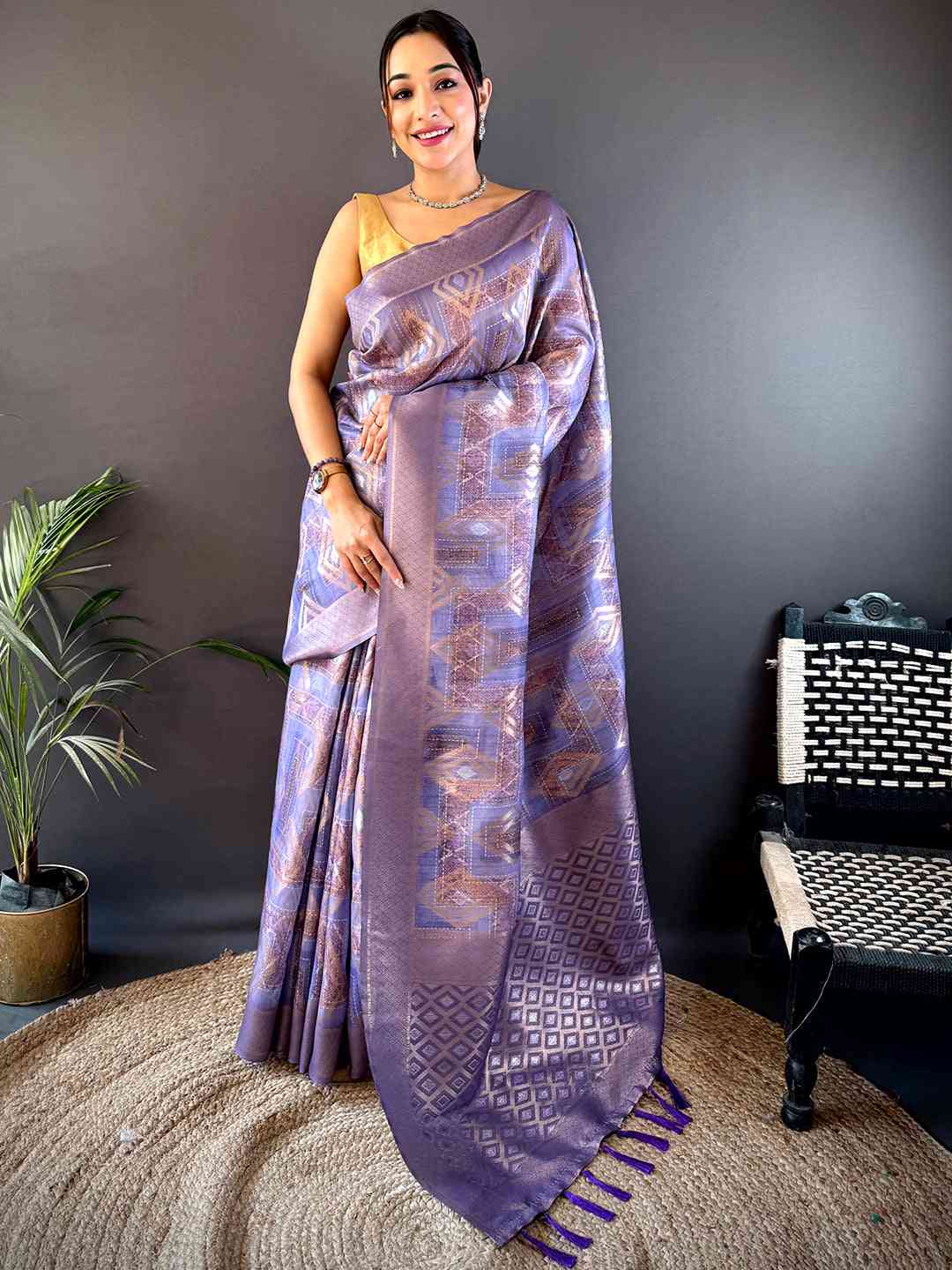 Lavender Banarasi Silk Katan Geometric Saree by My Store