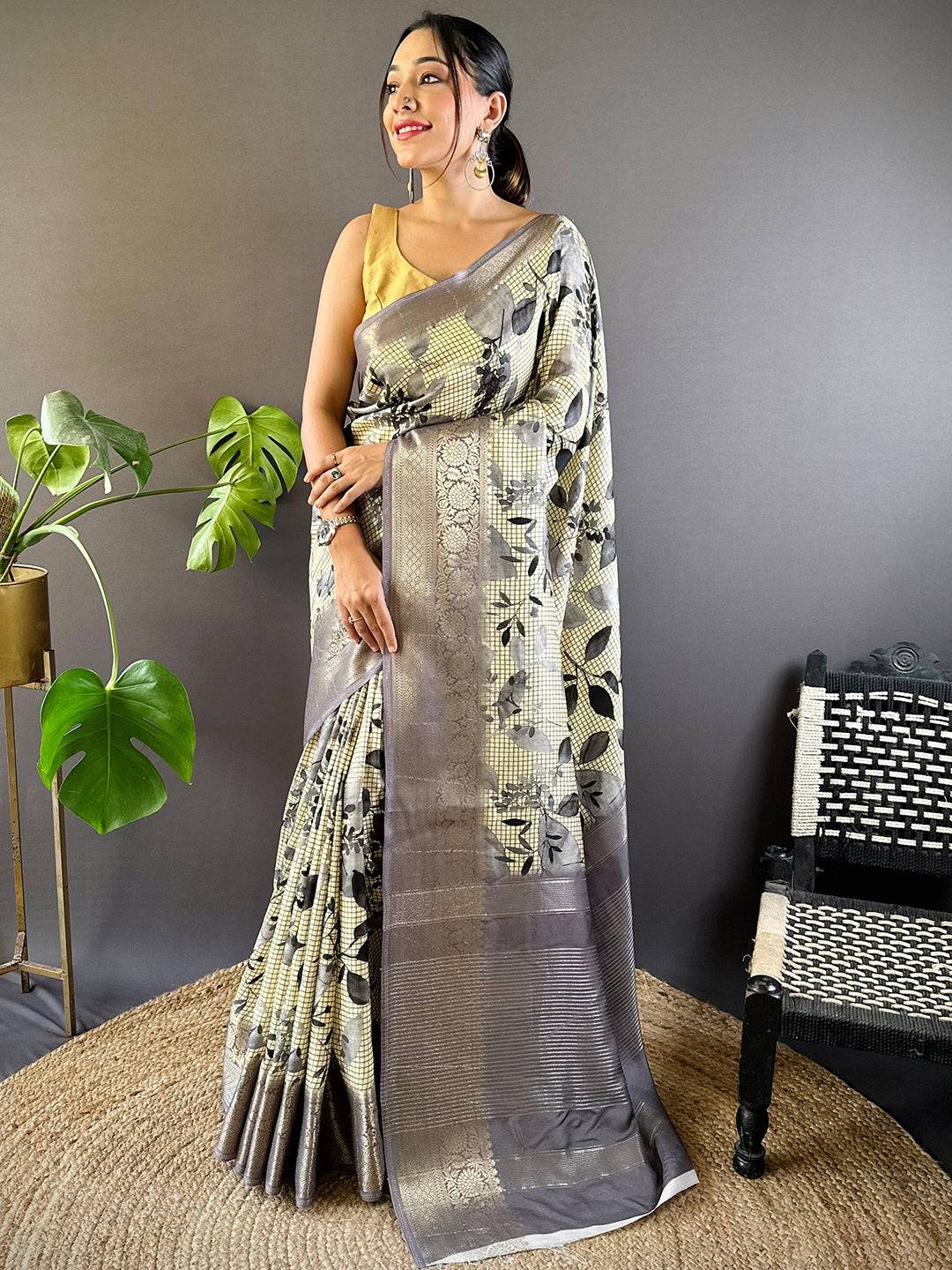 Leaf And Check Grey Viscose Saree by My Store