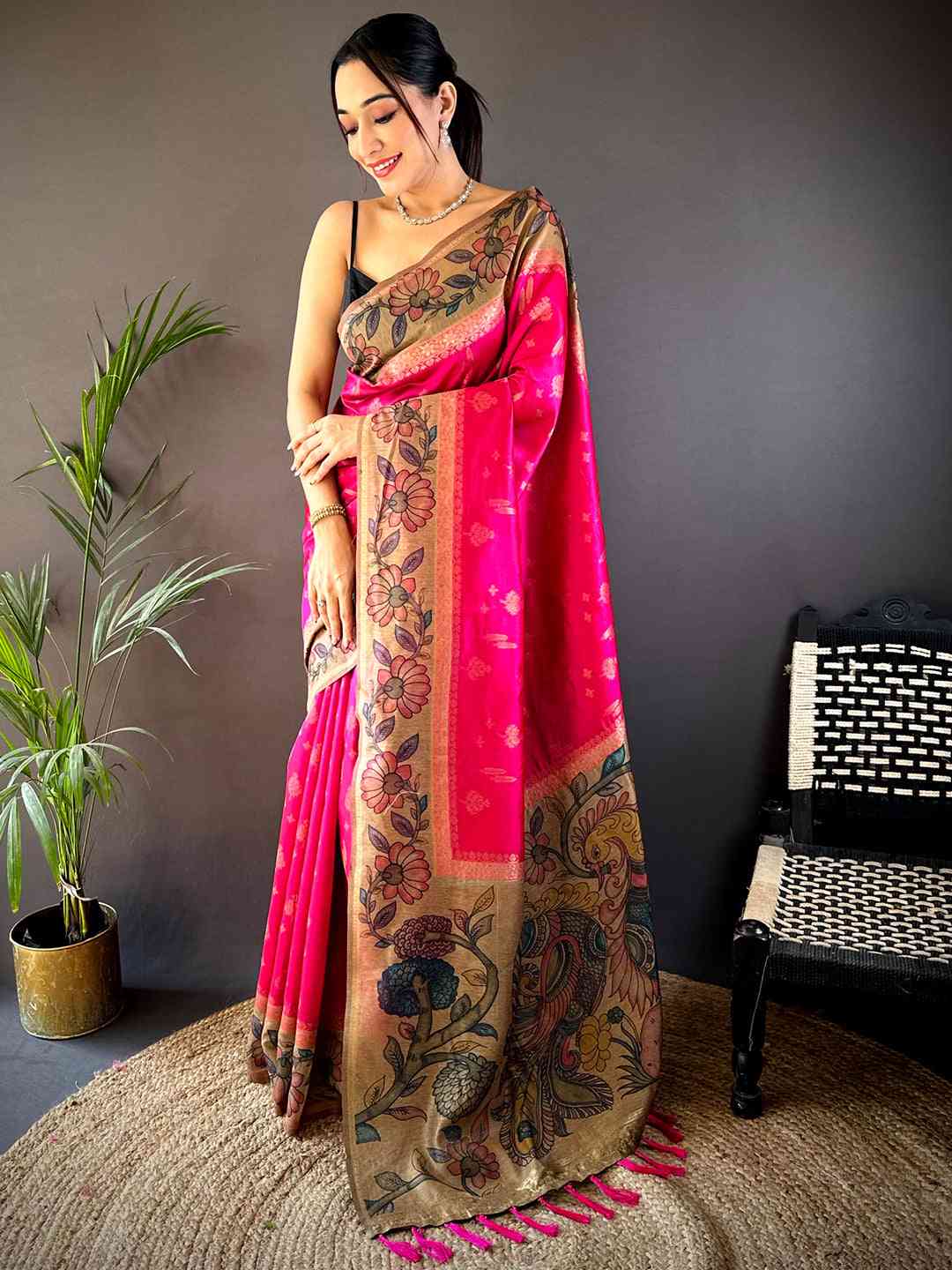 Pink Soft Silk Kalamkari Printed Pallu Saree by My Store