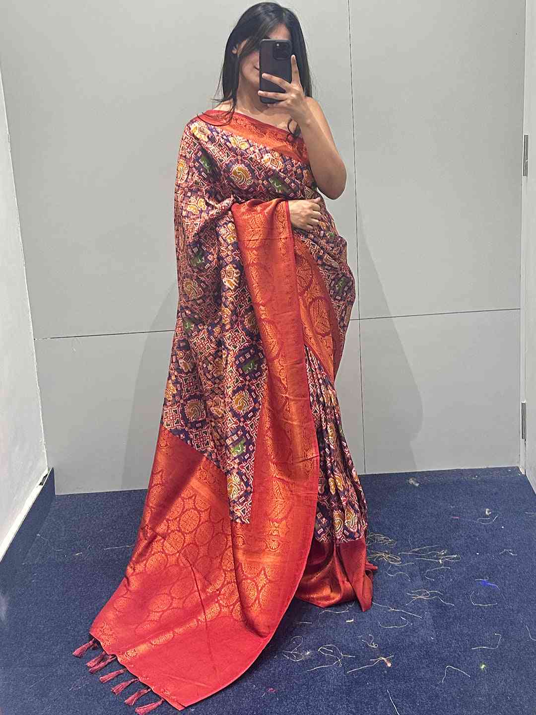 Purple Colour Dola Silk Saree With Gold And Silver Zari Work by My Store