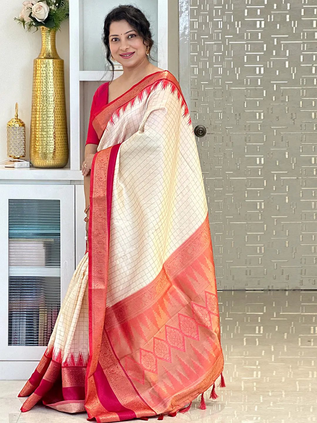 Pink Banarasi Silk Gadwal Pattu Saree