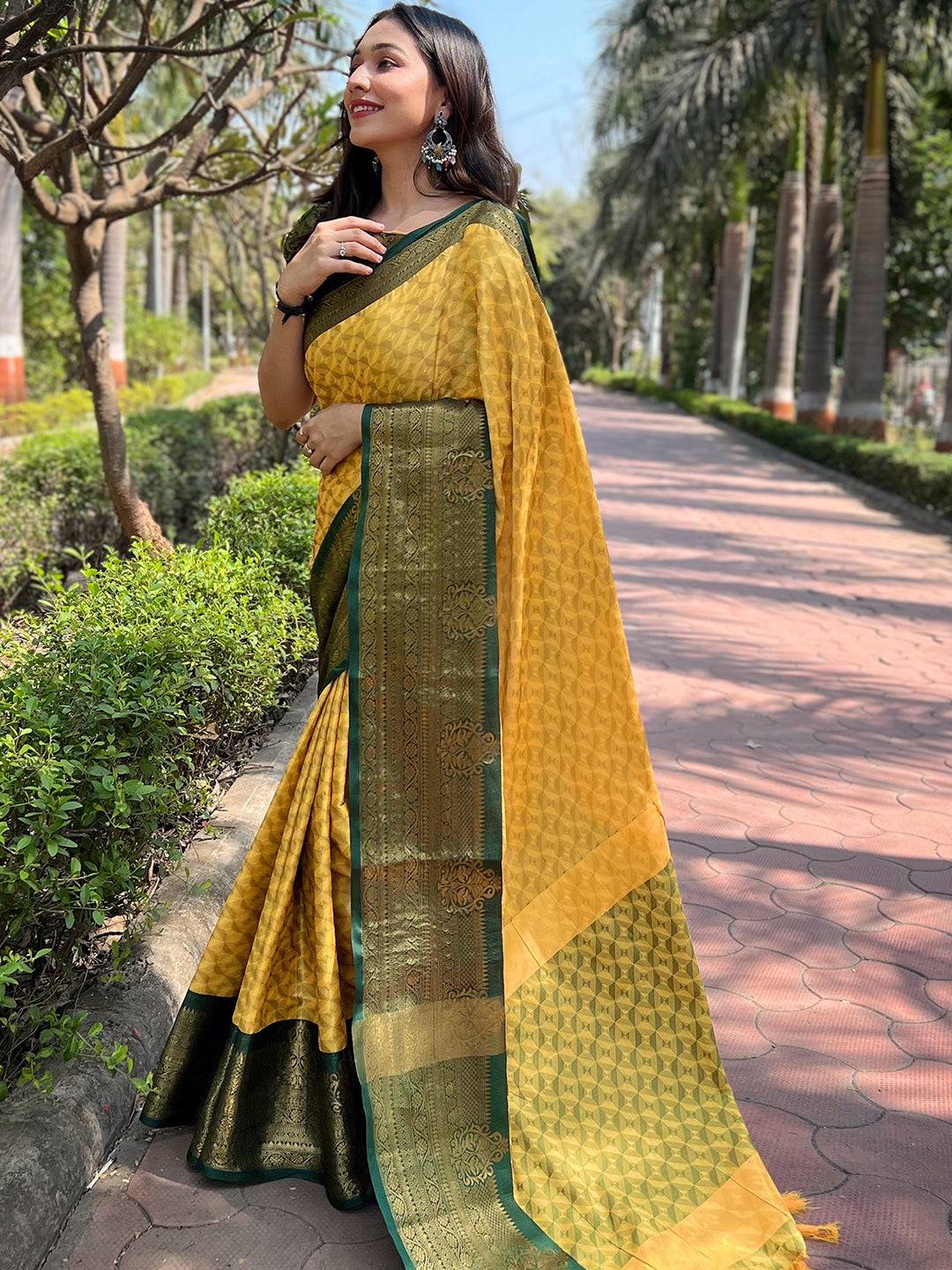 Latest Kanjivaram Silk Saree With Broced Zari Blouse by My Store