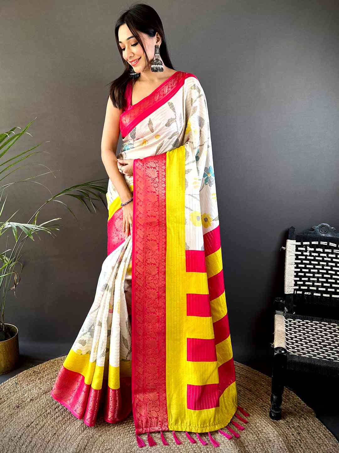 Pink Dola Silk Bird Print Saree by My Store