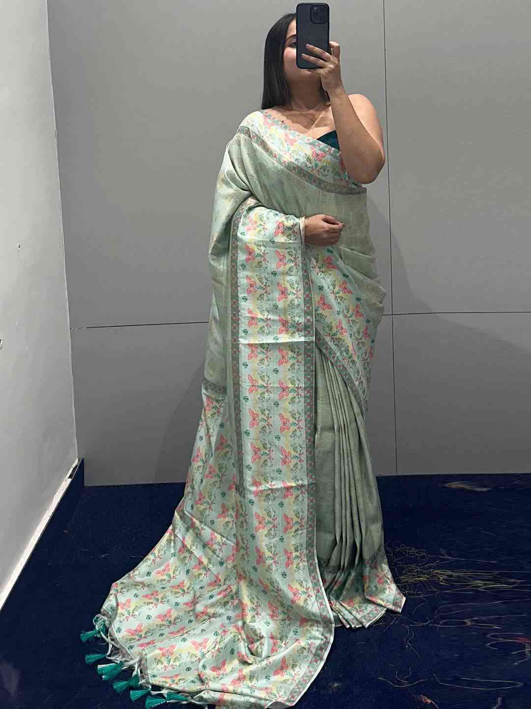 Self Zari Kanjivaram Weaving With Butterfly Printed Saree by My Store