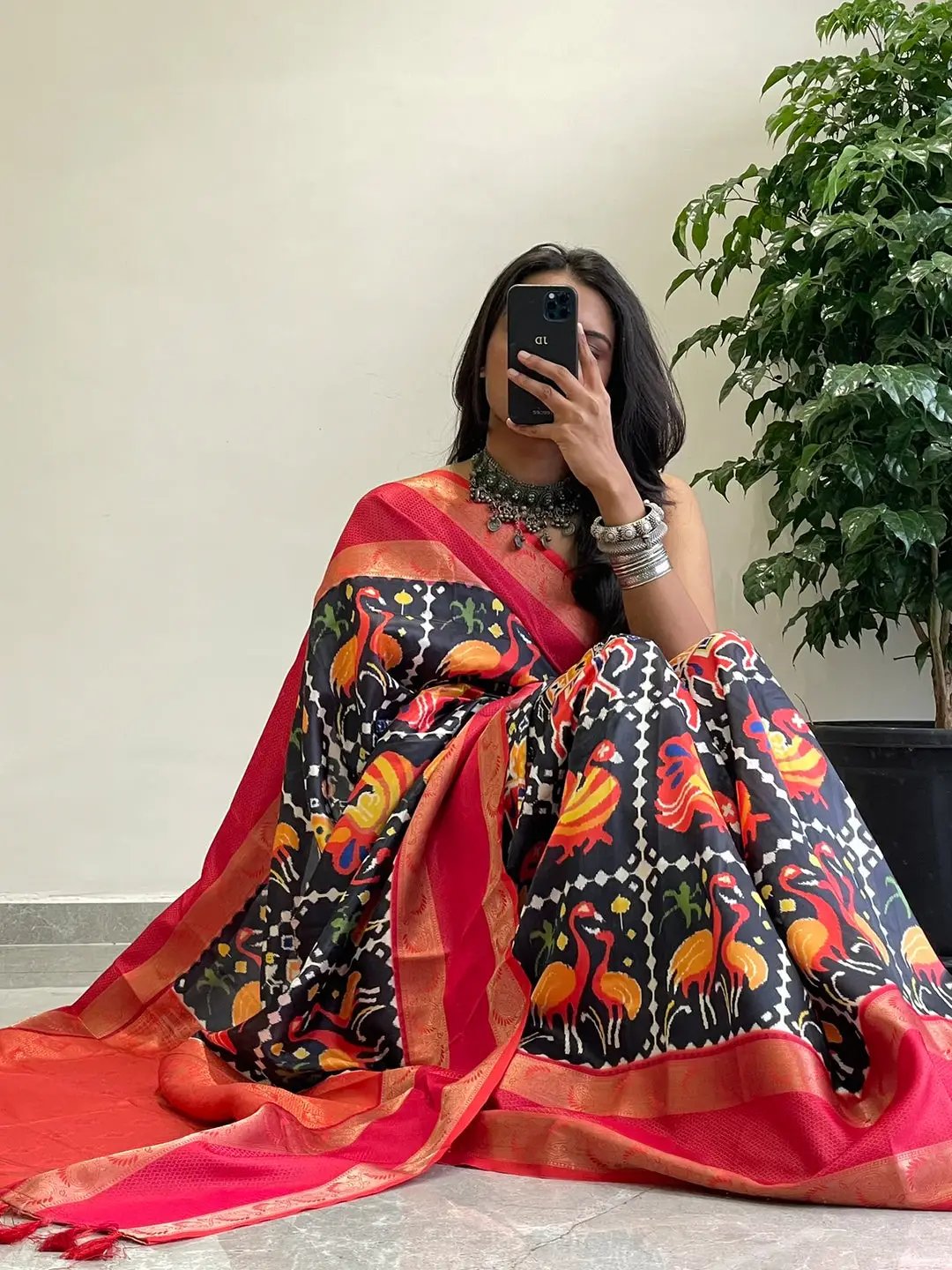 Attractive Black Gadwal Border Pochampally Print Saree