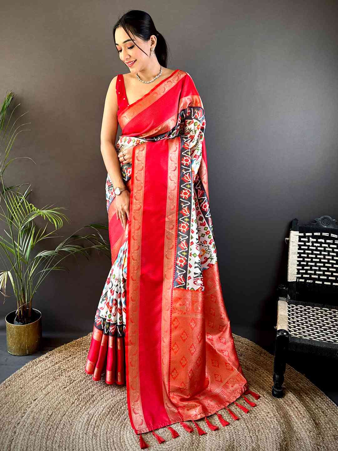 Elegant Soft Silk Ikkat Pochampally Saree by My Store
