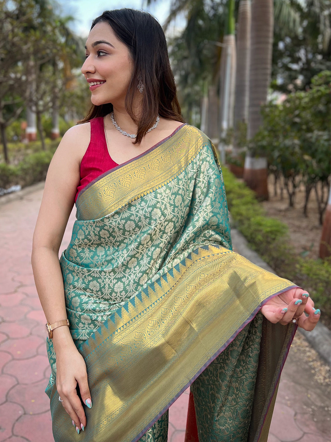 Rama Colour One Gram Gold Tissue Saree With Jacquard Woven Work by My Store