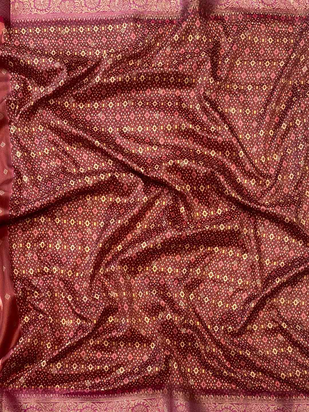 Brown Soft Banarasi saree With Zari Patola Pallu. by My Store