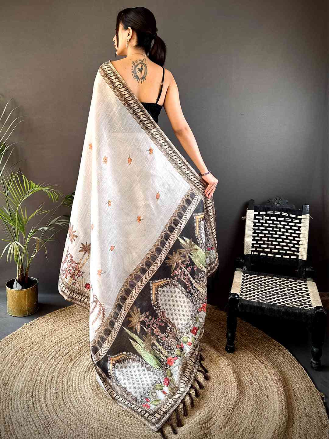 Grey Tissue Floral Leaf Print Saree by My Store
