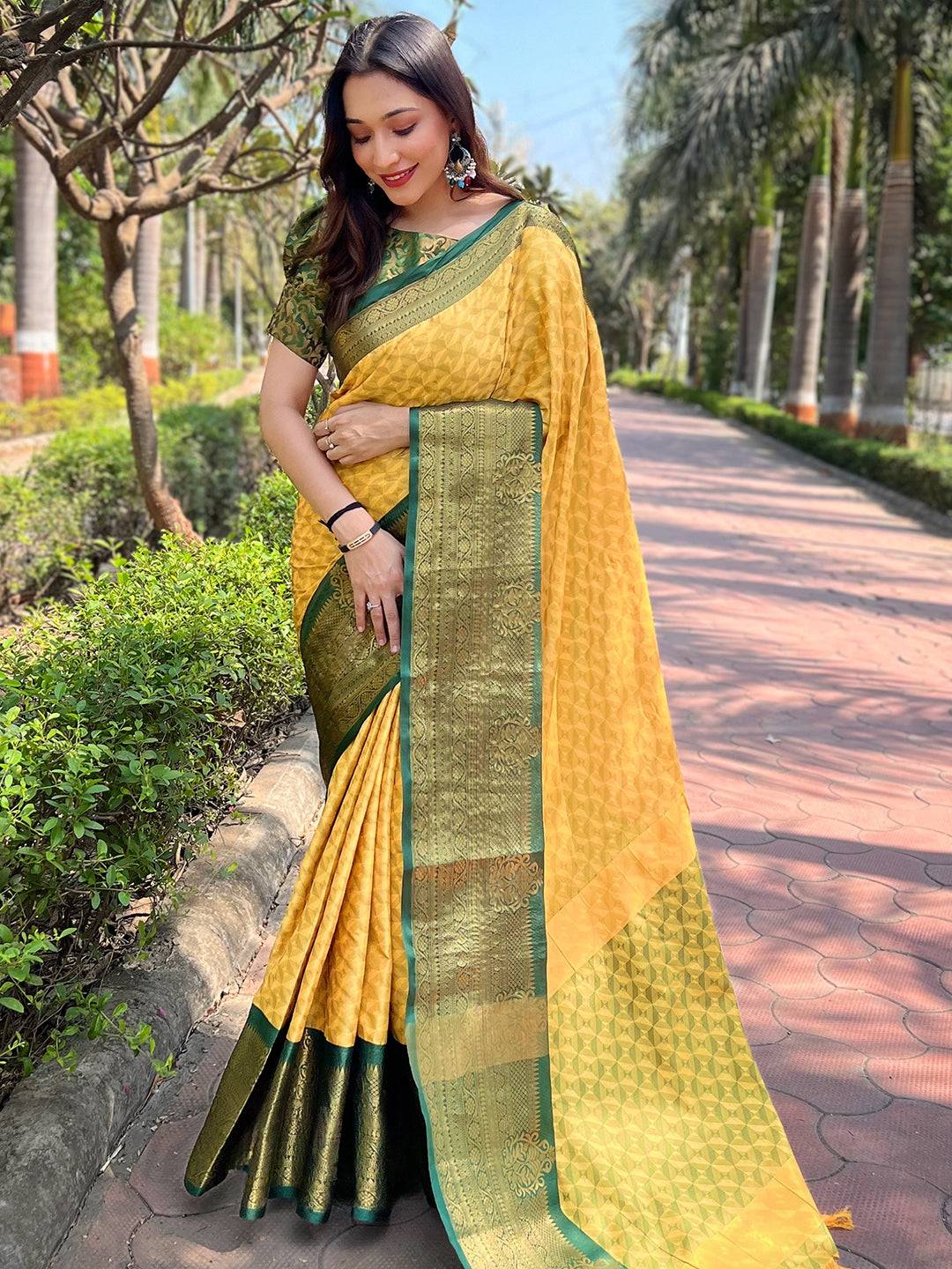 Latest Kanjivaram Silk Saree With Broced Zari Blouse by My Store