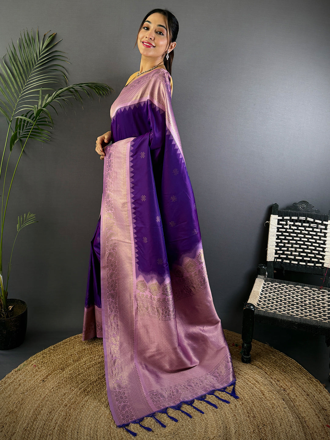 Purple Kolam Butti Gadwal Pattu Saree
