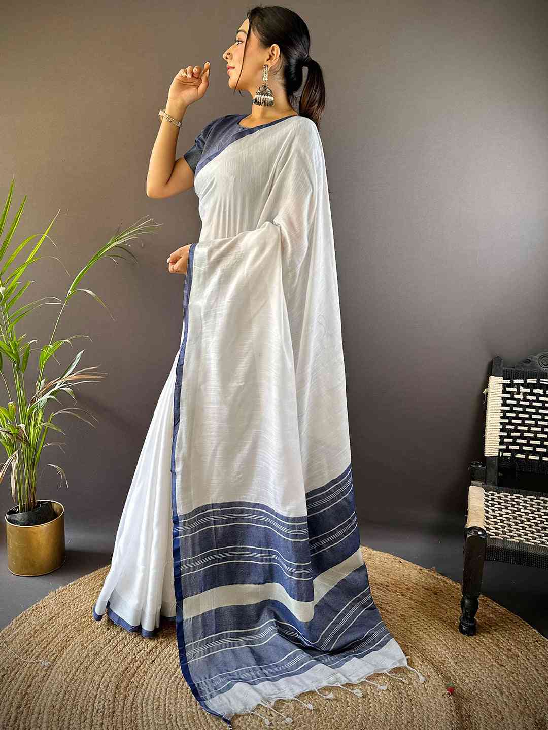 Bhagalpuri Linen Saree With Navy Colour Small Patti