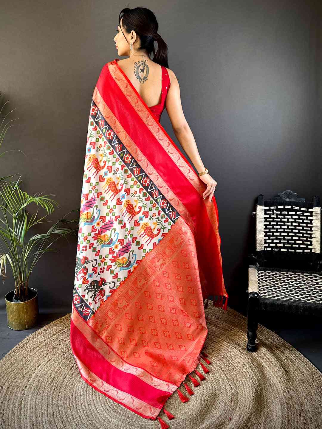 Elegant Soft Silk Ikkat Pochampally Saree by My Store
