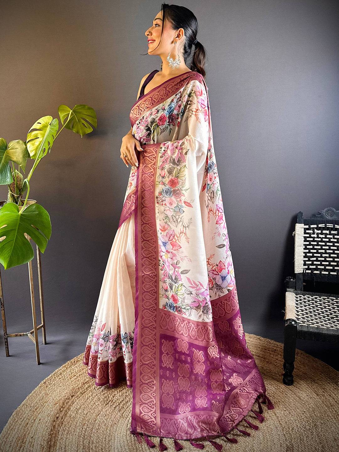 Cream Floral Cotton Rich Pallu Saree by My Store