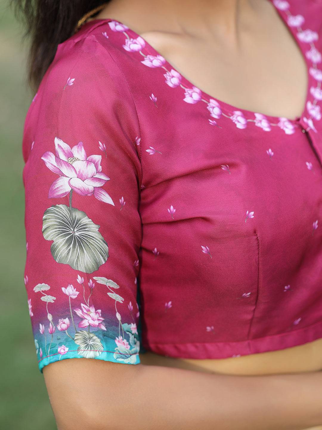 Satin Georgette Light Peach Colour Hand Print Saree - Luxe by My Store