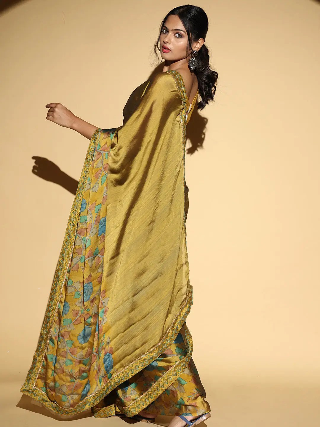 Soft Georgette Green Colour Party Wear Designer Saree by My Store