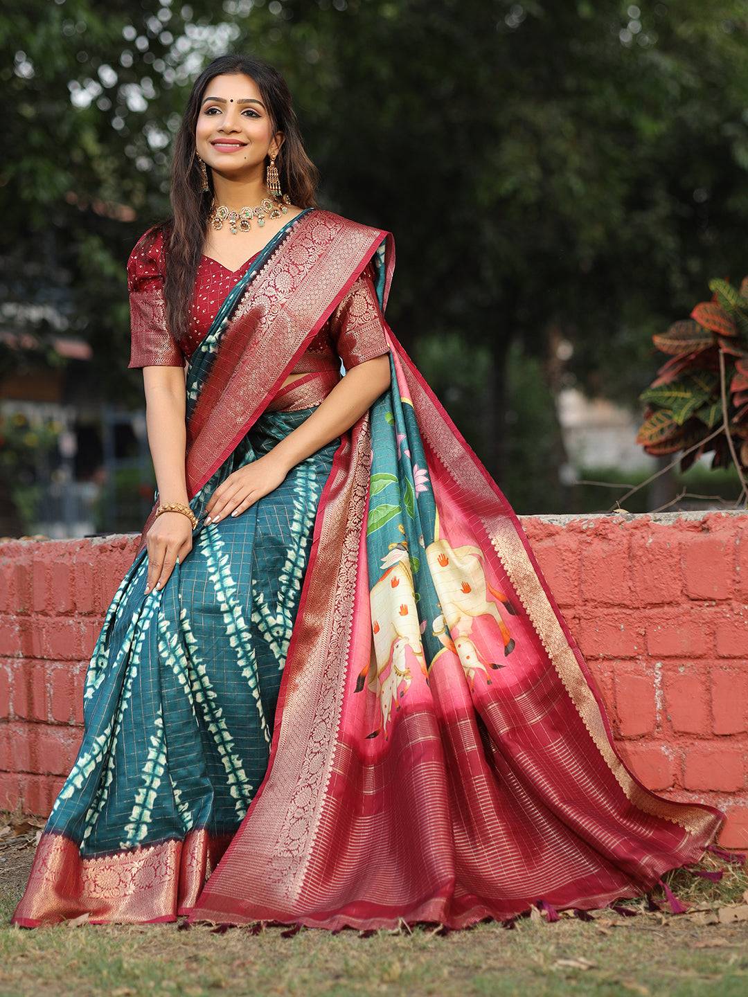 Teal Colour Pure Viscose Dola Silk Saree With Mughal Motifs - Luxe by My Store