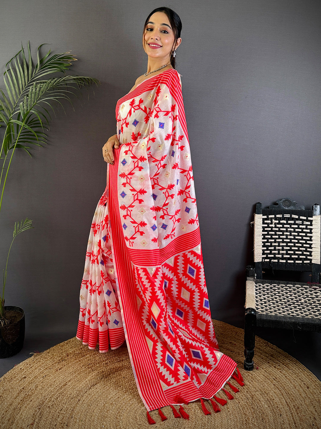 Pink Soft Dhakai Jamdani Silk Saree by My Store