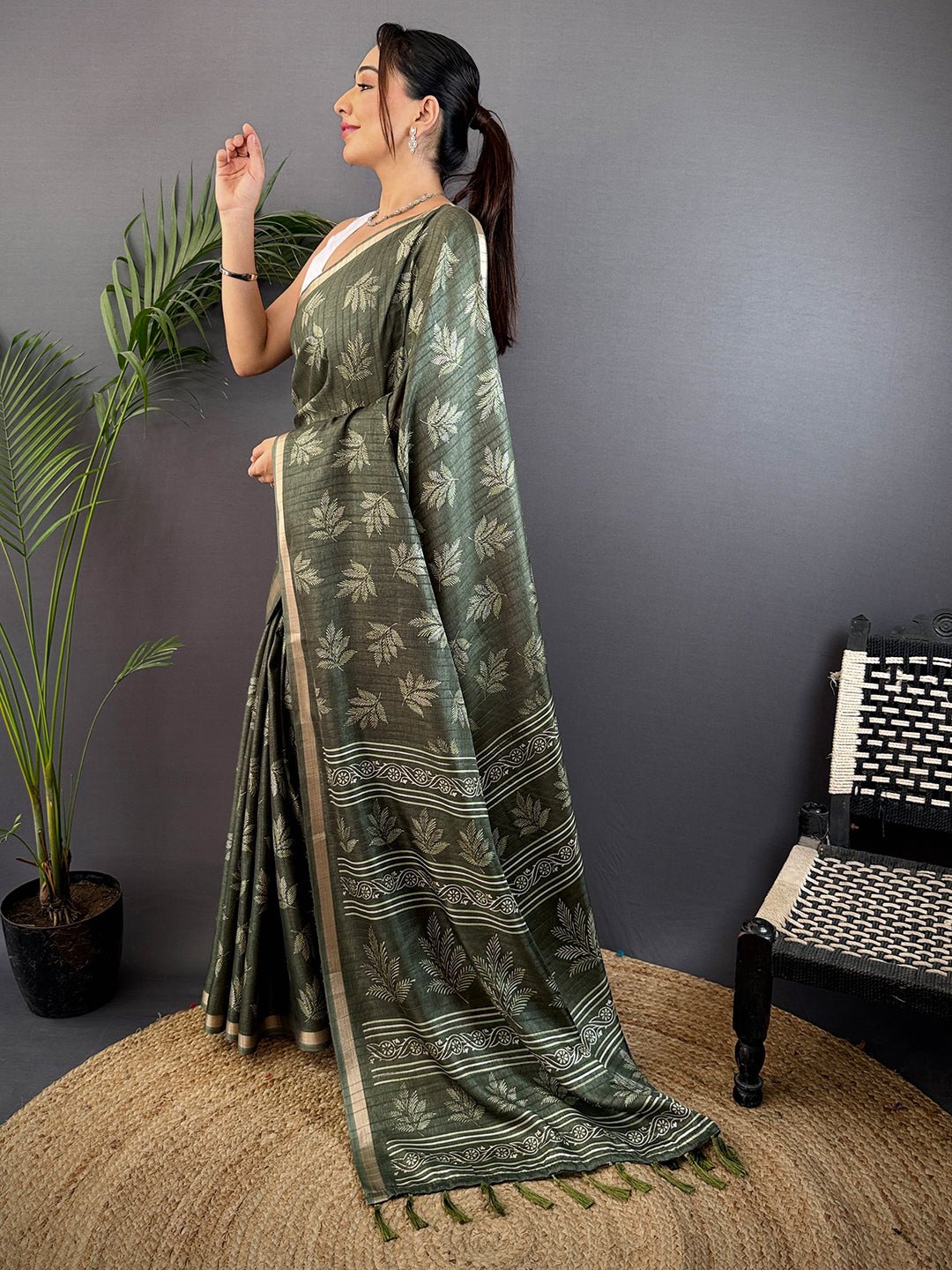 Olive Leaf Print Ghicha Handloom Saree by My Store