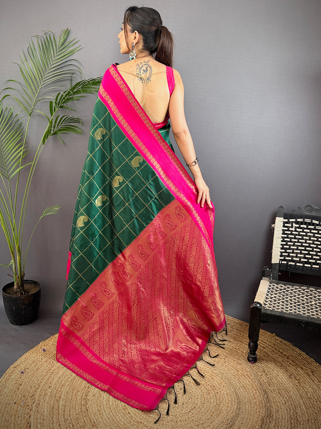 Intricate Paisley Silk Saree With Radiant Pink Pallu by My Store