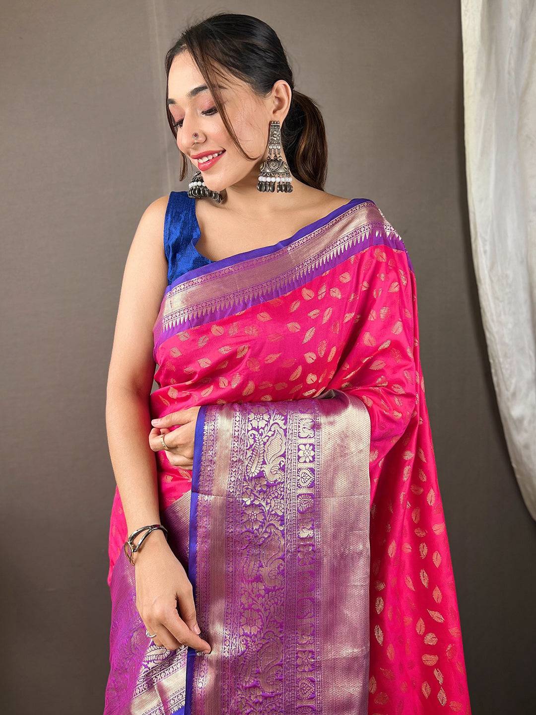 Trendy Banarasi Kanchi Zari Weaving Saree