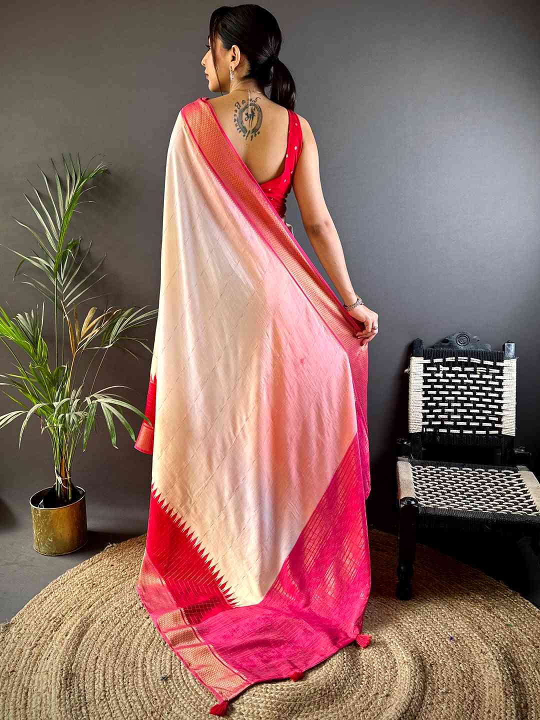 Elegant Cotton Viscose Zari Check Ombre Saree by My Store