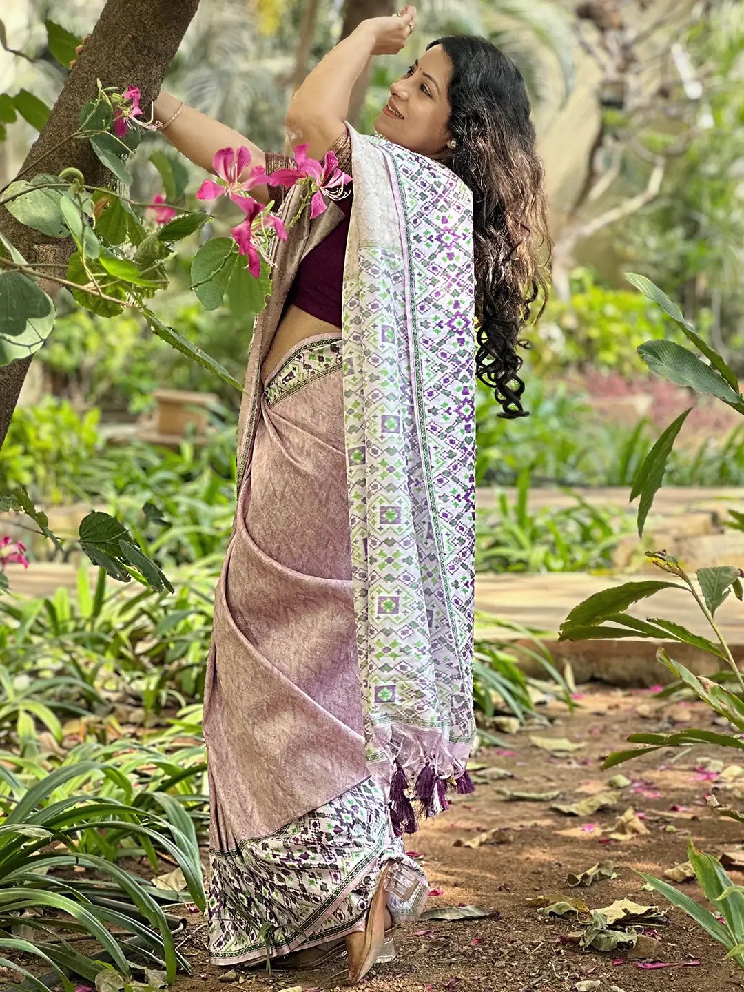 Kanjivaram Weaving Pink Colour Patola Print Saree by My Store