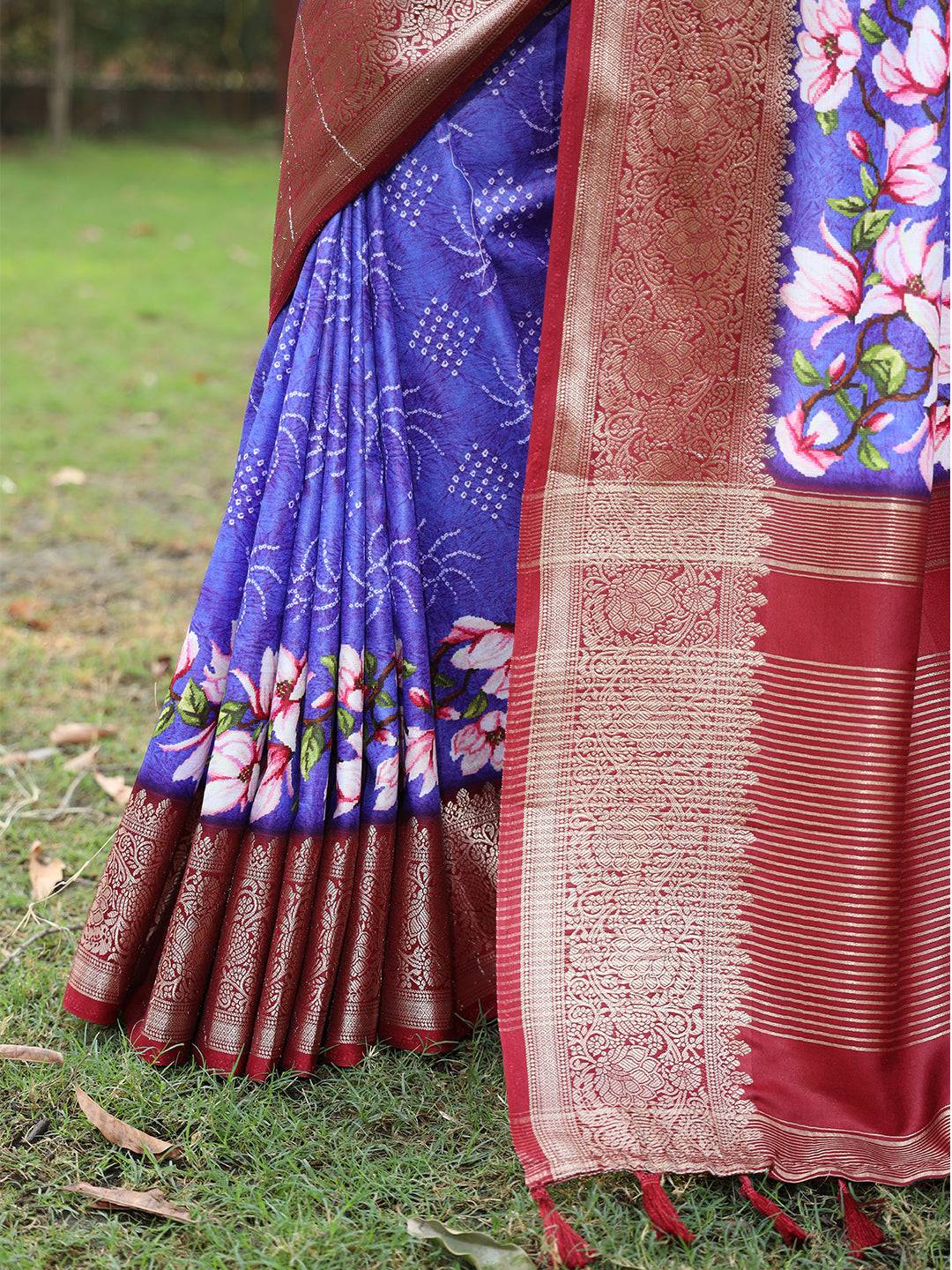Purple Colour Pure Viscose Dola Silk Saree With Floral Print Border - Luxe by My Store