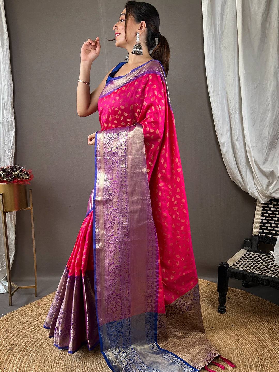 Trendy Banarasi Kanchi Zari Weaving Saree