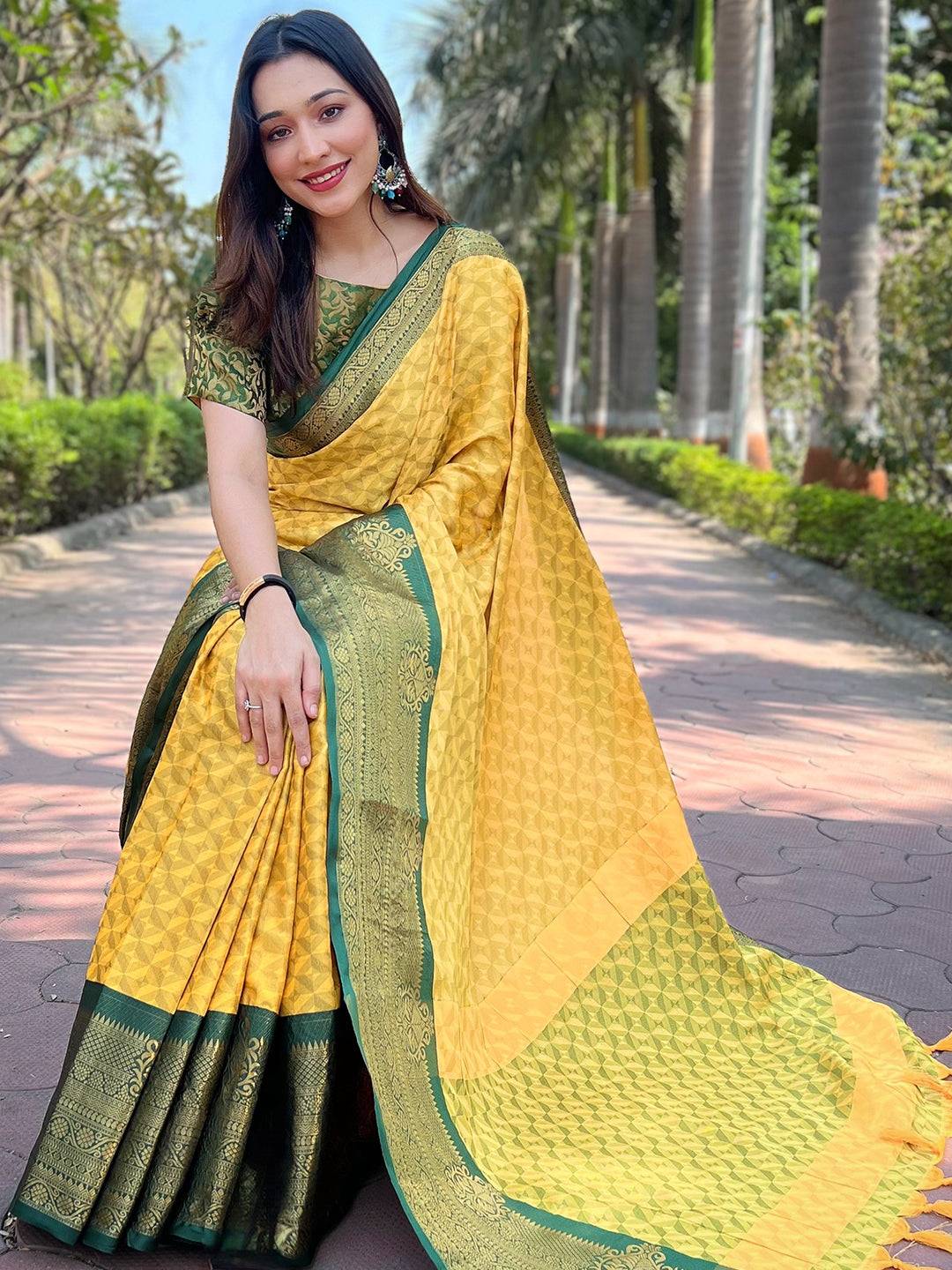 Latest Kanjivaram Silk Saree With Broced Zari Blouse by My Store