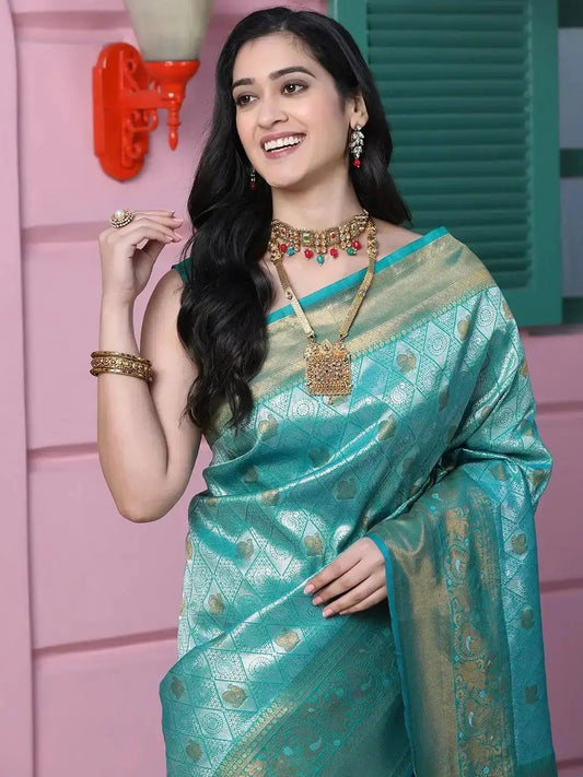 Kanjivaram Silk Saree With Zari Work by My Store
