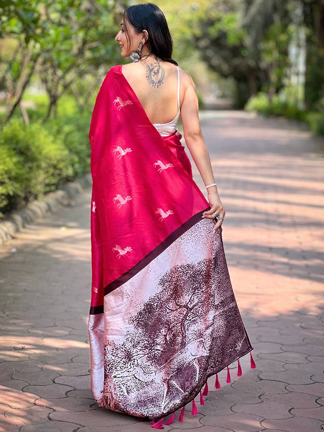 Rani Soft Silk Saree With Postar Weaving Zari Pallu by My Store