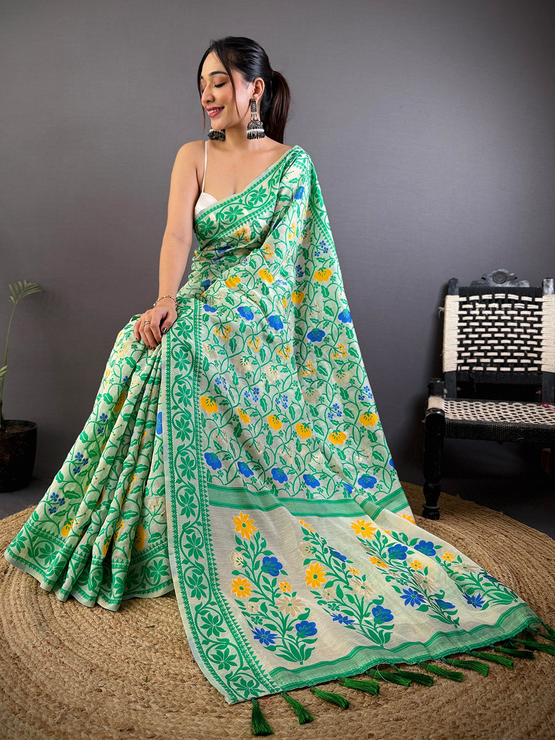 Green Dhakai Jamdani Cotton Silk Saree by My Store