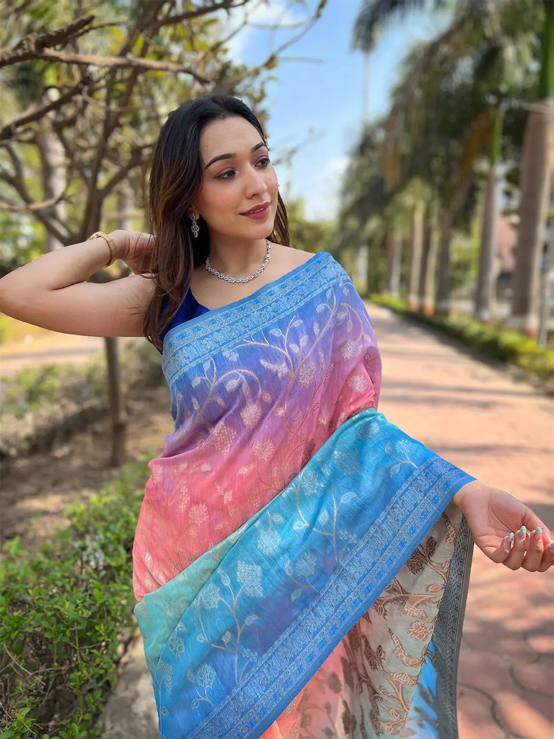 Stylish Soft Slub Silk With Pure Zari And Lakhnavi Badla Weaving