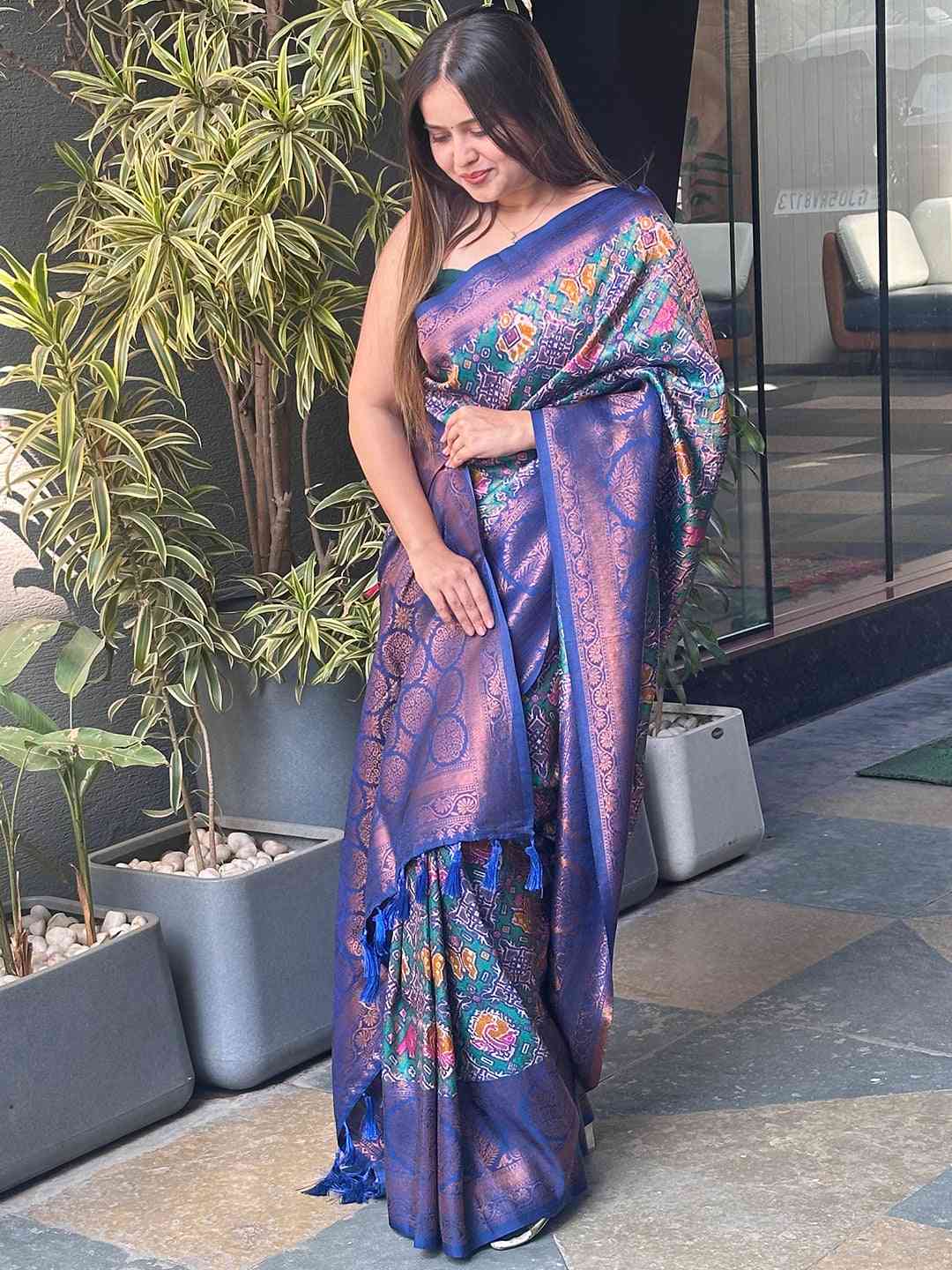 Teal Colour Dola Silk Saree With Gold And Silver Zari Work by My Store