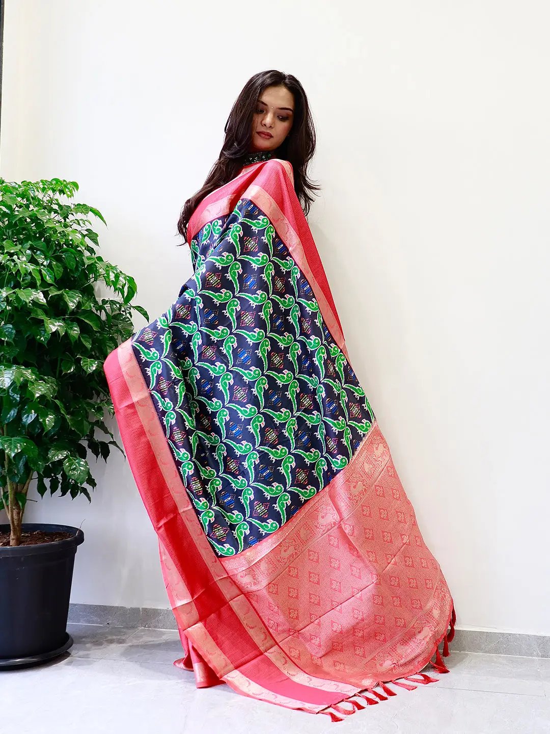 Attractive Soft Silk Gadwal Border Pochampally Print Saree