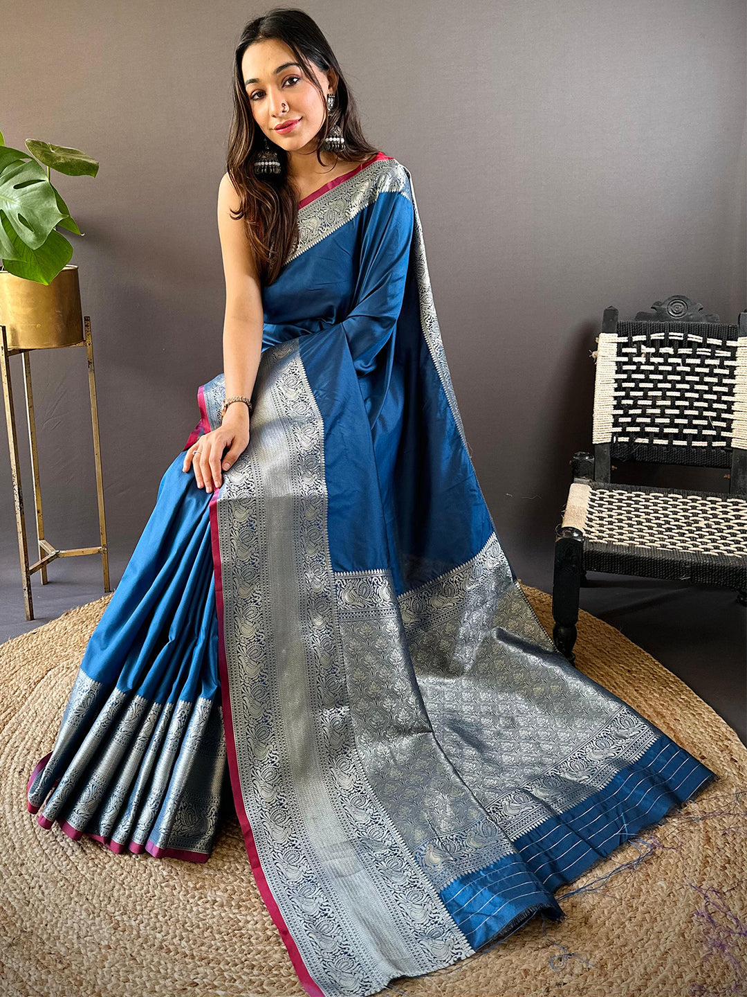 Soft Silk Woven Design Zari Kanchi Blend Banarasi Saree by My Store