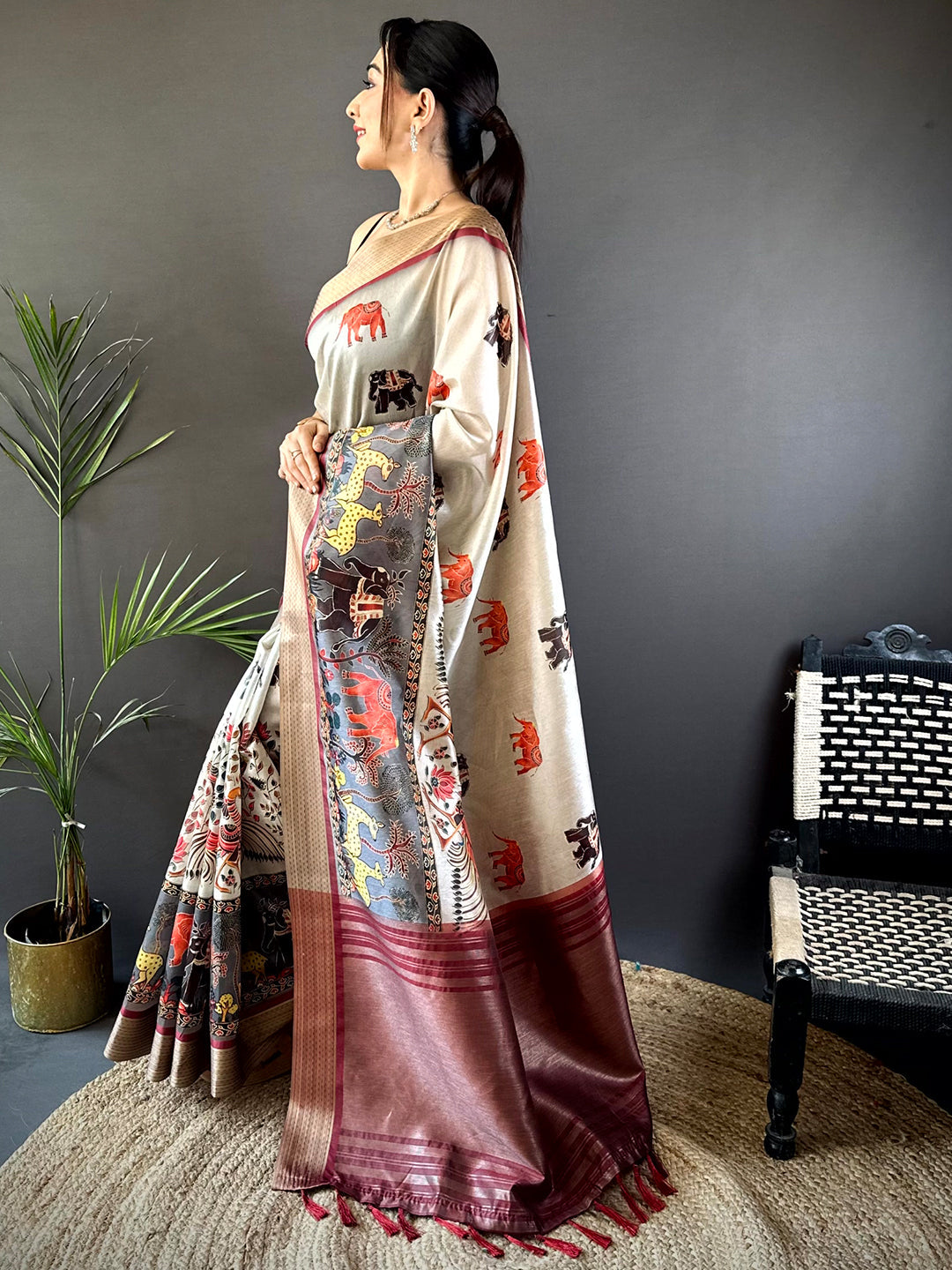 Ivory Digital Kalamkari Printed Tussar Silk Saree