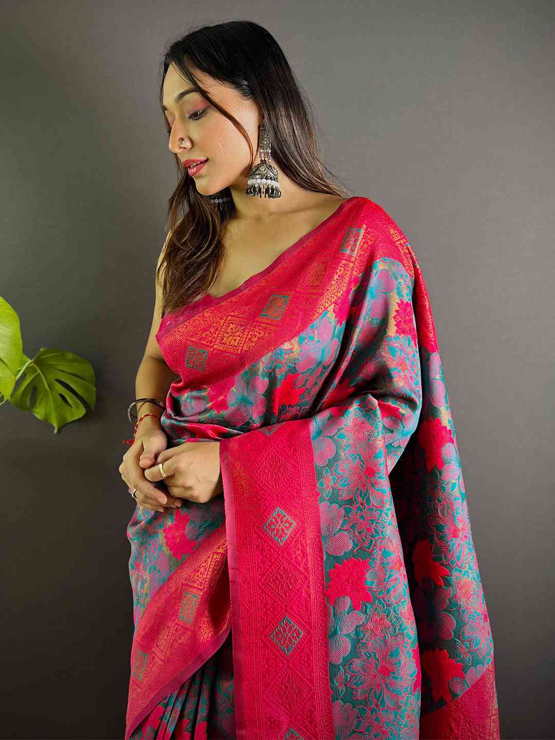 Rama Soft Silk Butta Weaving Saree by My Store